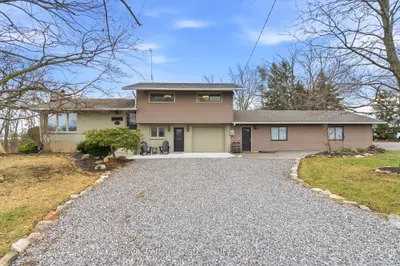 Detached in Lincoln