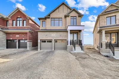 Detached in North Dumfries