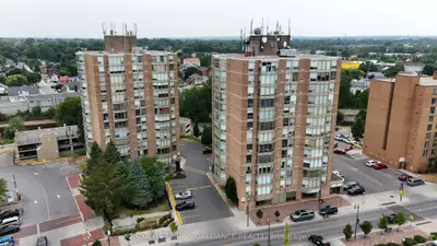 Condo Apartment in Belleville