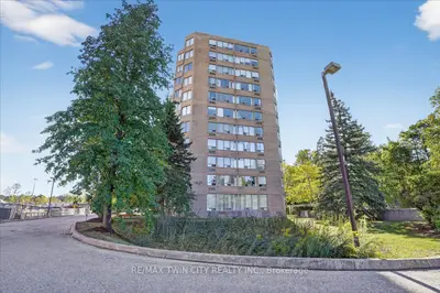 3227 King Street E 506, Kitchener, On N2a 3z9