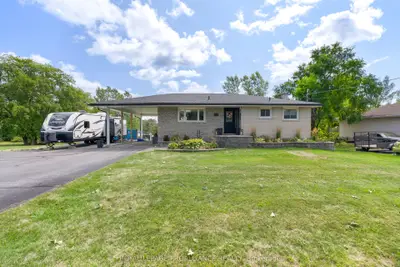 Detached in Quinte West