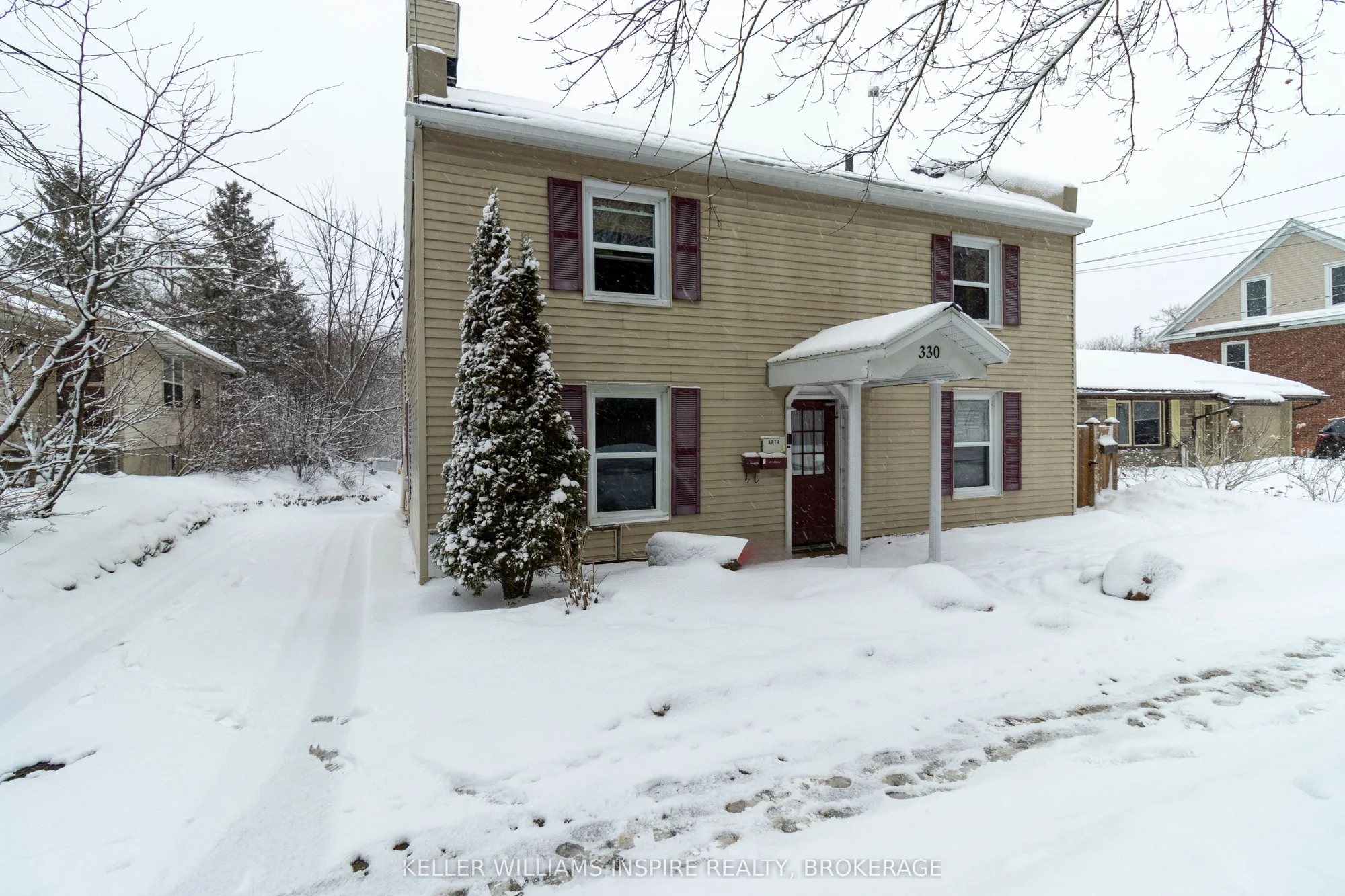 330 W King Street W, Brockville, ON K6V 3S3