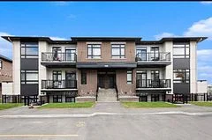 390 ROLLING MEADOW Crescent A, Orleans - Convent Glen and Area, ON K1W 0S1