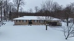 4422 Nauvoo Road, Brooke-alvinston, On N0m 2s0
