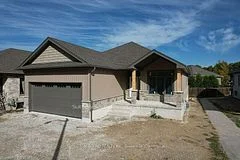 401 6th Avenue W, Owen Sound, On N4k 6k7