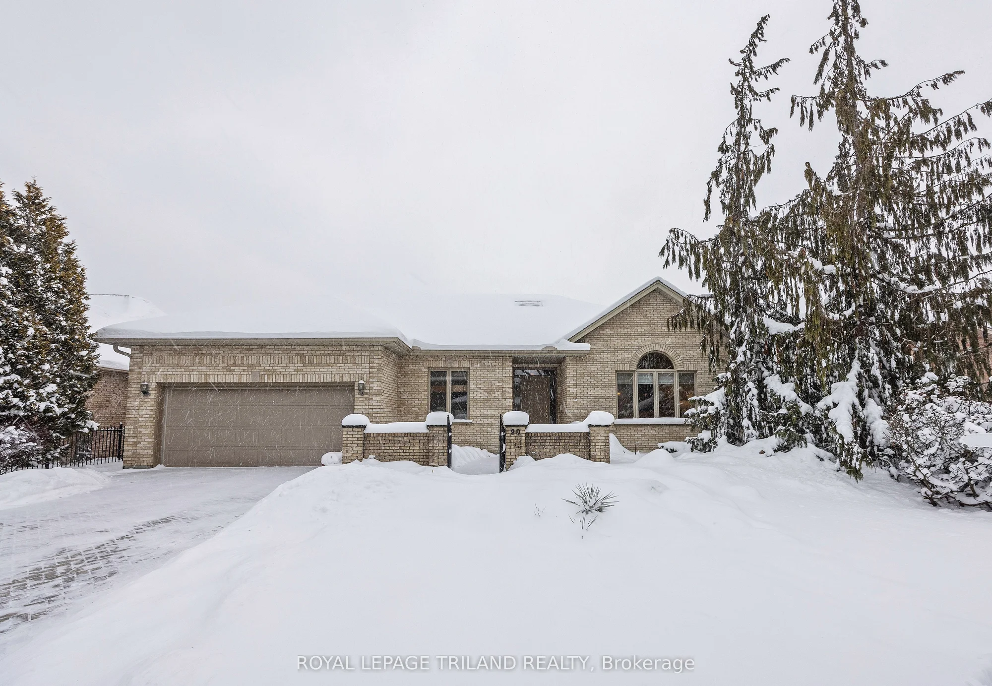 90 LONGVIEW Court, London South, ON N6K 4J1
