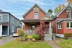 74 Byron Avenue E, London South, ON N6C 1C7