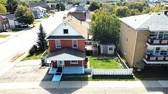 Duplex in North Bay
