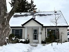 337 Palace Road, Kingston, ON K7L 4T4
