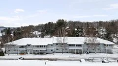 1 Georgian Bay Avenue 206, Parry Sound, ON P2A 3B1