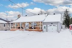 20322 Lochiel Street W, North Glengarry, ON K0C 1A0