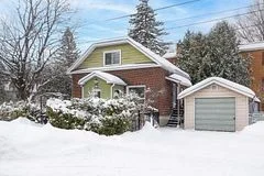 406 Marguerite Avenue, Vanier and Kingsview Park, ON K1L 7W6