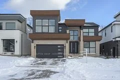 2132 Ironwood Road, London South, ON N6K 4R6