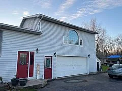 735 County Rd 28 Road, Prince Edward County, ON K8N 4Z7