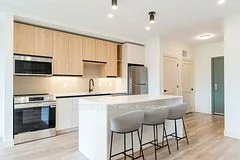 4390 Hillview Drive 403, Lincoln, ON L0R 1B8