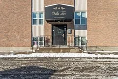 25 College Street E 305, Belleville, ON K8P 2E3