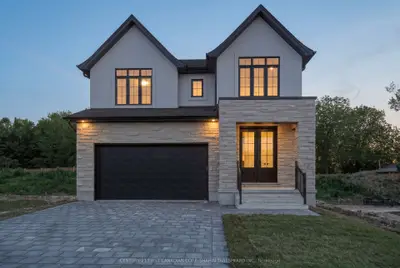 2790 Aurum Road, London South, On N6k 4n7