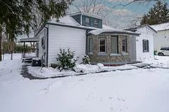 182 Victoria Street, Southwest Middlesex, ON N0L 1M0