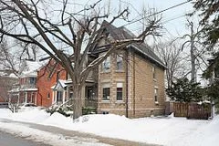 410 Mcleod Street, Ottawa Centre, On K2p 1a6