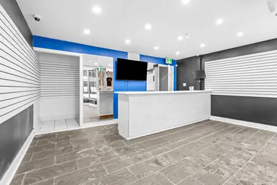 168 O'Connor Street, Ottawa Centre, ON K2P 1T5