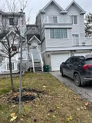123 Castlegreen Private 64, Hunt Club - South Keys and Area, ON K1T 3N2