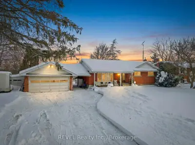 Detached in Thorold