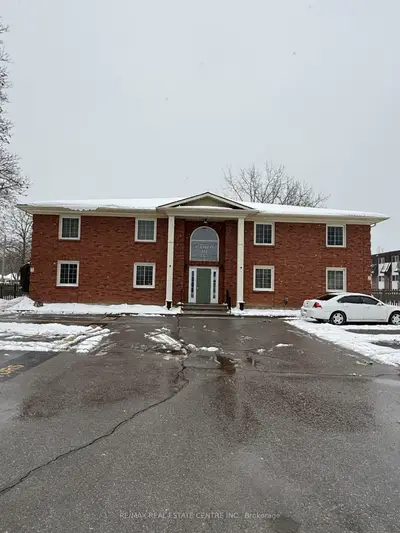 Condo Apartment in Niagara Falls