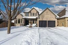 320 Rivertrace Close, London North, ON N6G 5J8