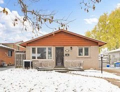 58 Villeneuve Crescent, London East, ON N5V 1M8