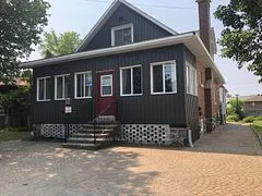 645 MCINTYRE Street W 2, North Bay, ON P1B 2Z8