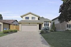 59 Golfview Crescent, London South, ON N6C 5N3