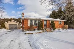 8 East Williams Street, North Middlesex, On N0m 1a0
