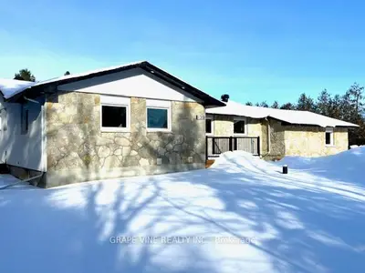 135 Manion Road, Carp - Huntley Ward, On K0a 1l0