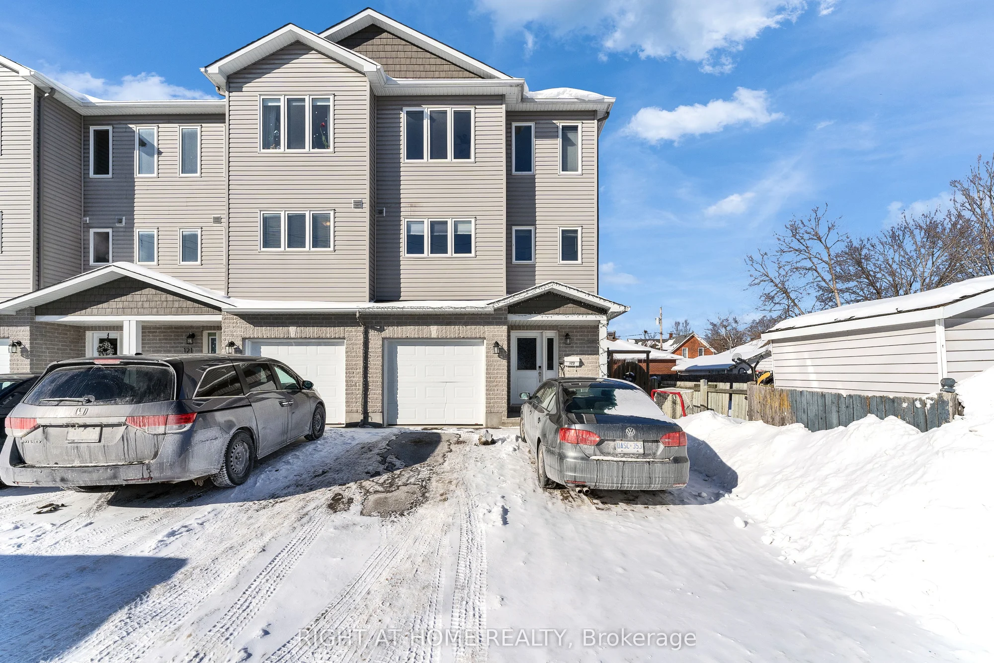 123 Antrim Street, Carleton Place, ON K7C 1A6