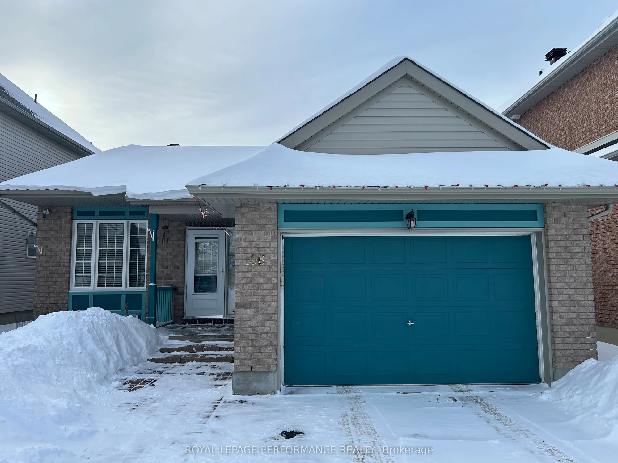 106 Mosswood Court W, Hunt Club - Windsor Park Village and Area, ON K1V 0N6