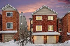 184 Provender Avenue, Manor Park - Cardinal Glen and Area, ON K1K 4N7