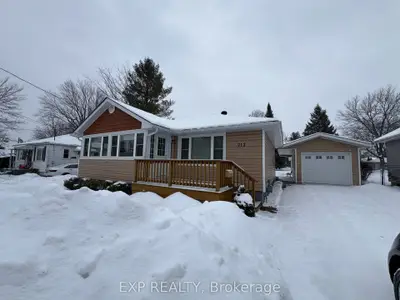 Detached in Greater Napanee