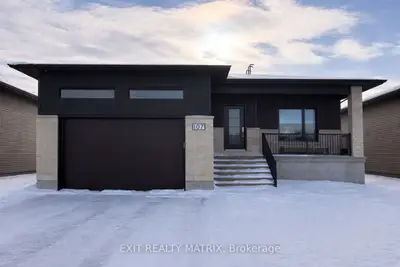 107 Chateauguay Street A, Russell, ON K0A 1W0
