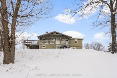 72 Maplewood Road, Hastings Highlands, On K0j 1l0
