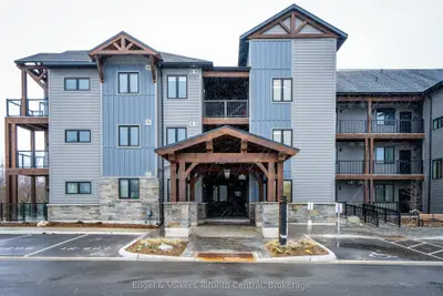 Condo Apartment in Blue Mountains