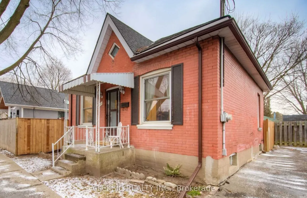 271 Brock Street, Brantford, ON N3S 5X5