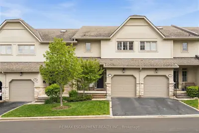 71 Sulphur Springs Road 17, Hamilton, On L9g 5c1