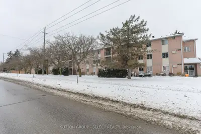 2228 Trafalgar Street 225, London East, On N5v 4j8