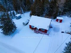 554 Stokes Bay Road, Northern Bruce Peninsula, On N0h 2m0