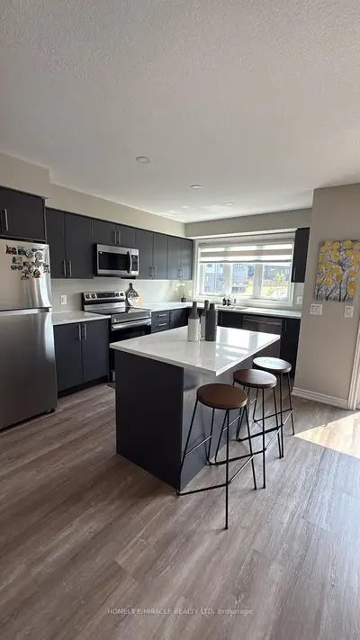 Condo Townhouse in Kitchener