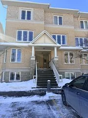 265 Paseo Private N 50, South of Baseline to Knoxdale, ON K2G 4N7