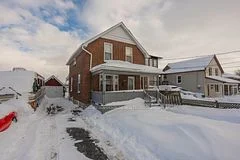 263 Wellington Street, Port Colborne, ON L3K 2K4