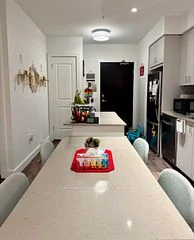 15 Glebe Street 1708, Cambridge, ON N1S 0C3