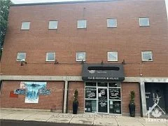 52 Armstrong Street W, West Centre Town, ON K1Y 2V6