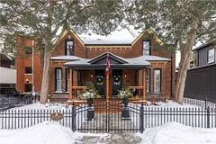 8-10 Ontario Street, Grimsby, On L3m 3g9